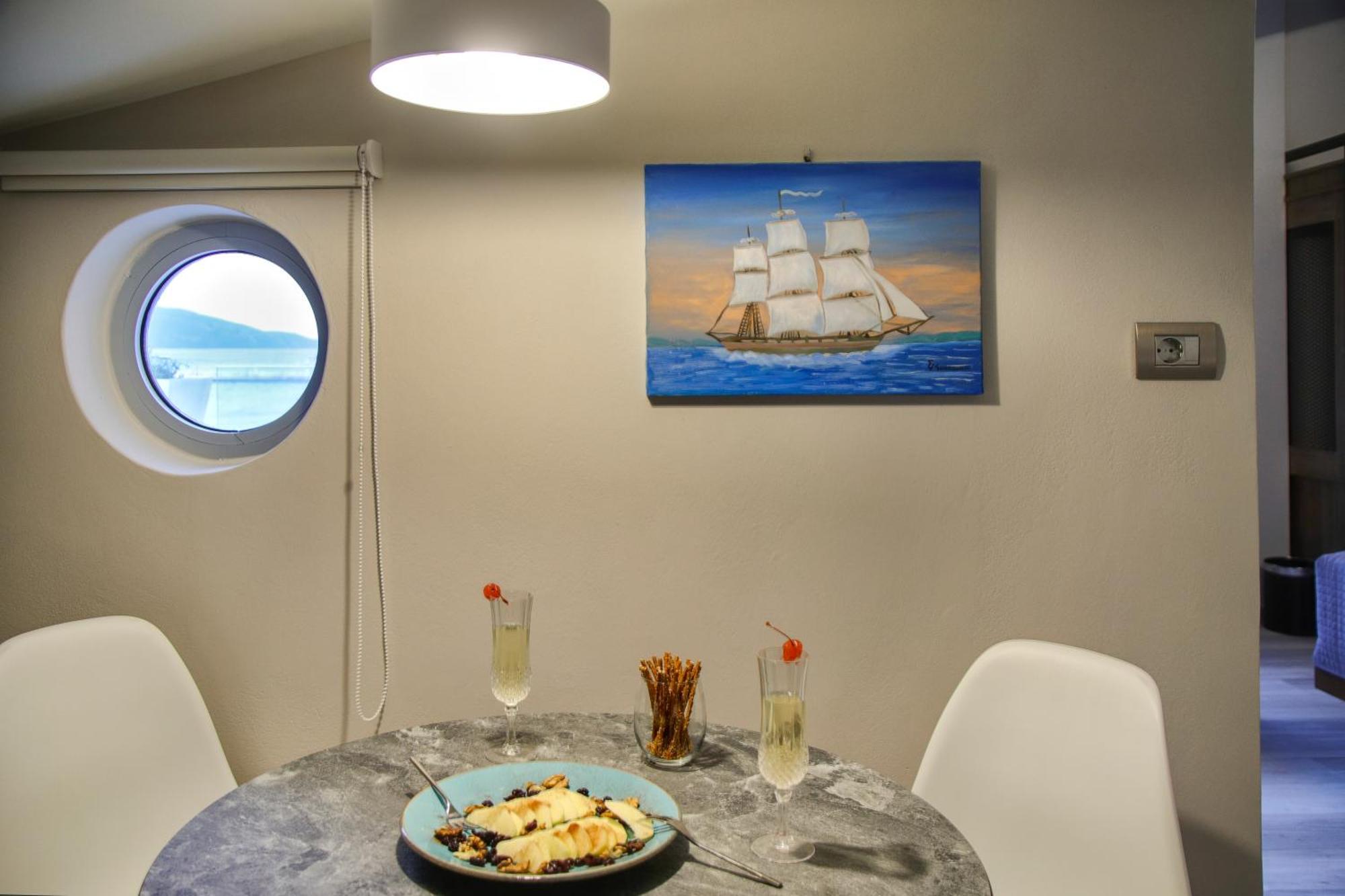 Sunrise Bay Apts Agia Efimia Zimmer foto