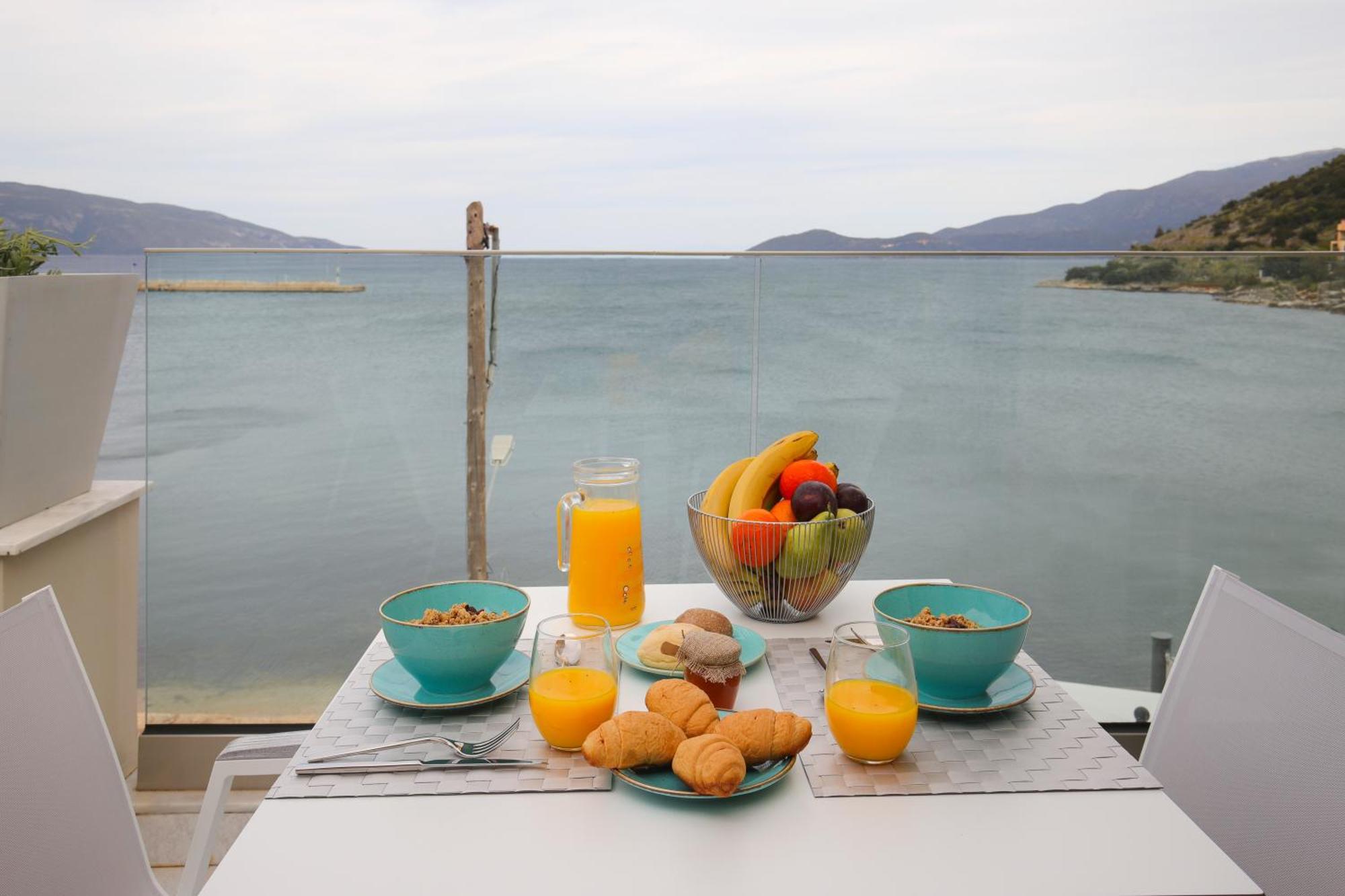 Sunrise Bay Apts Agia Efimia Zimmer foto