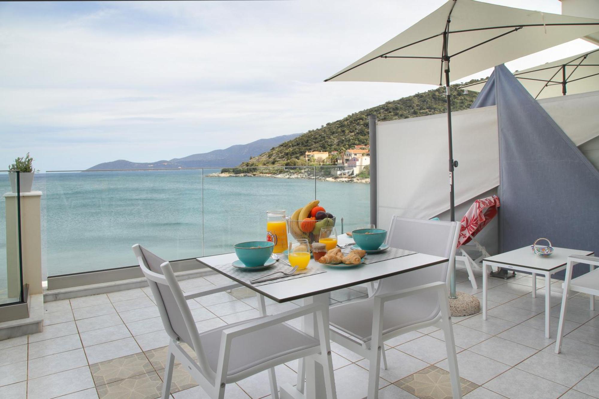 Sunrise Bay Apts Agia Efimia Zimmer foto