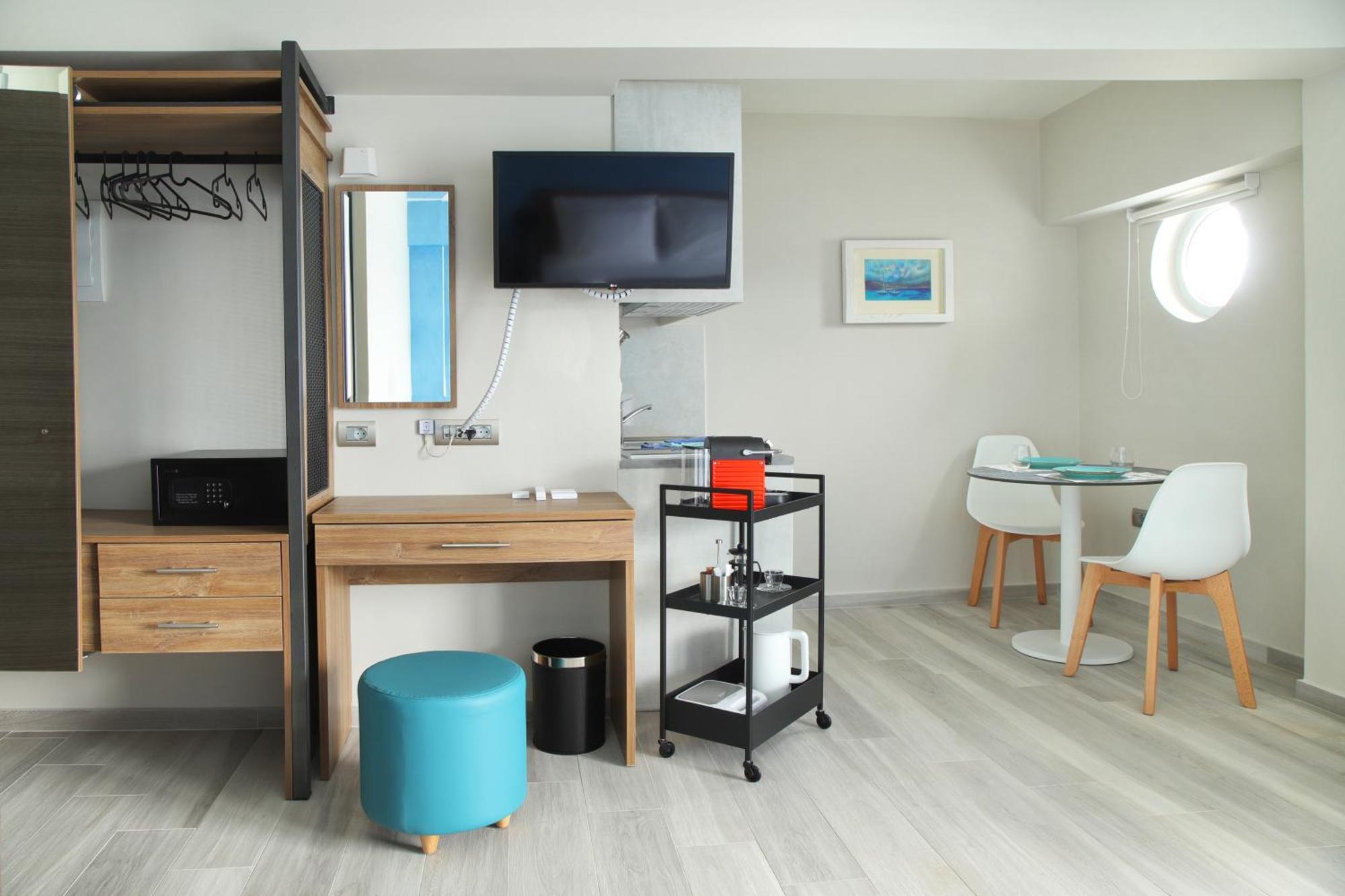 Sunrise Bay Apts Agia Efimia Zimmer foto
